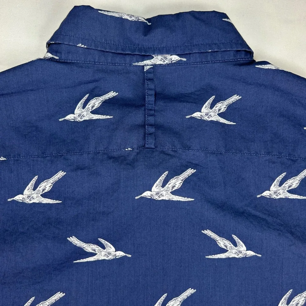 Banana Republic Luxe Poplin Mens Medium Slim Fit Navy Blue Bird Print SS Shirt